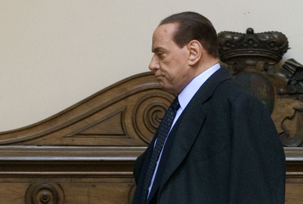 Silvio Berlusconi je odstopil