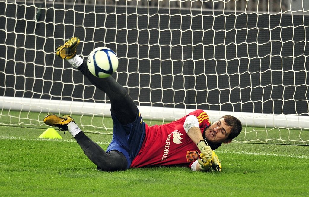 Casillas ob rekordu ni mogel preprečiti angleškega gola