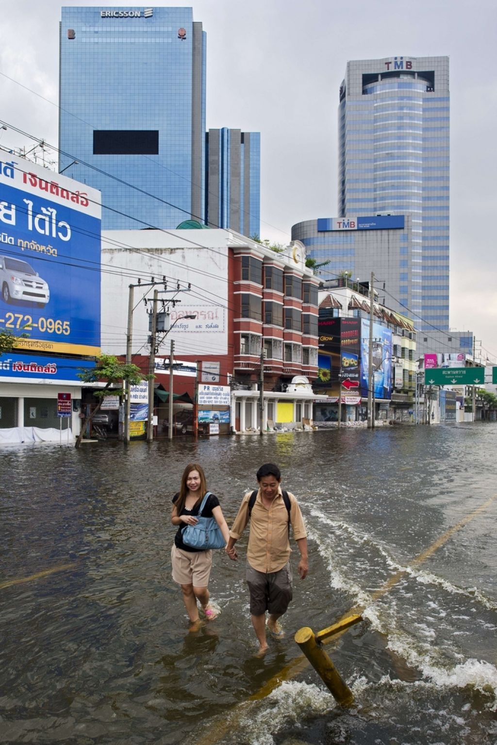 Poplave na Tajskem prizadele tudi proizvodnjo in transport piva