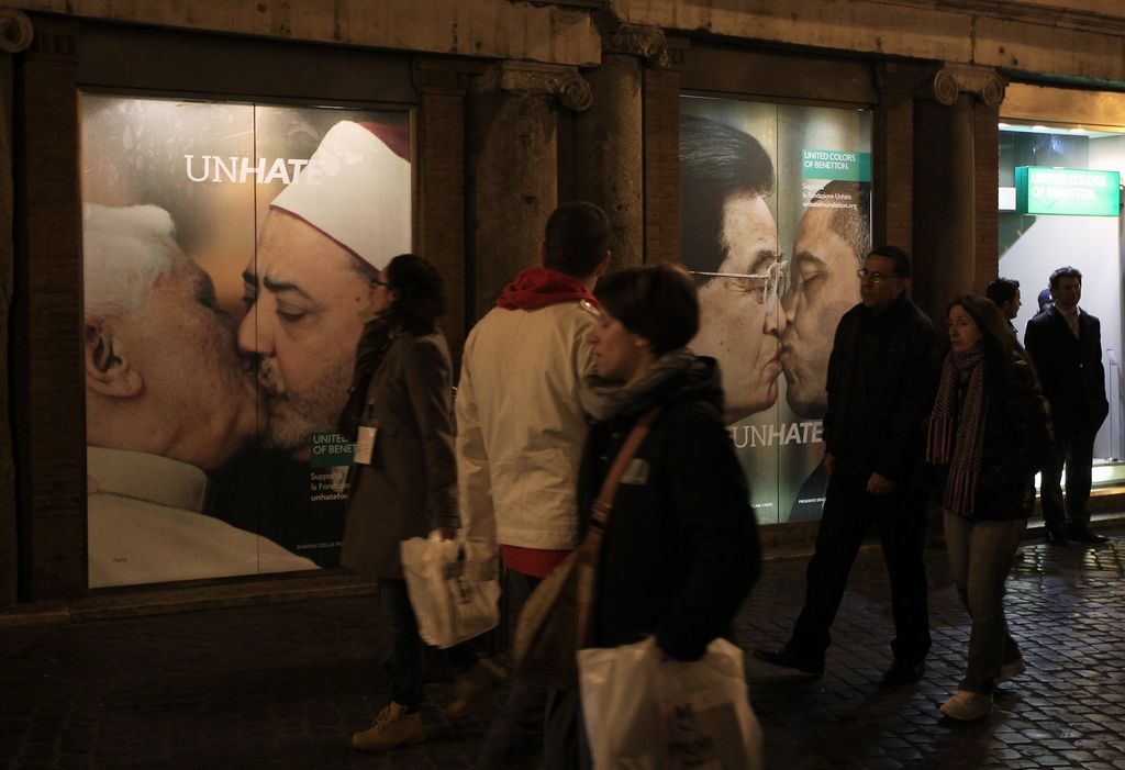 Boj proti sovraštvu: papež poljubil muslimana