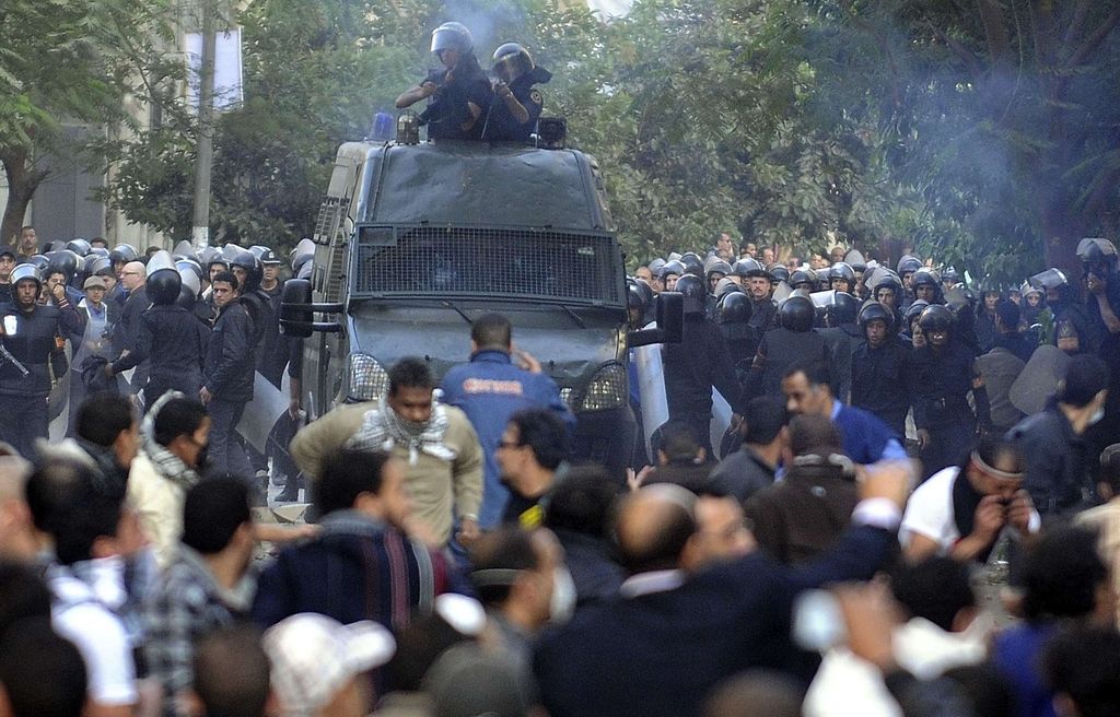 Protesti v Kairu znova krvavi