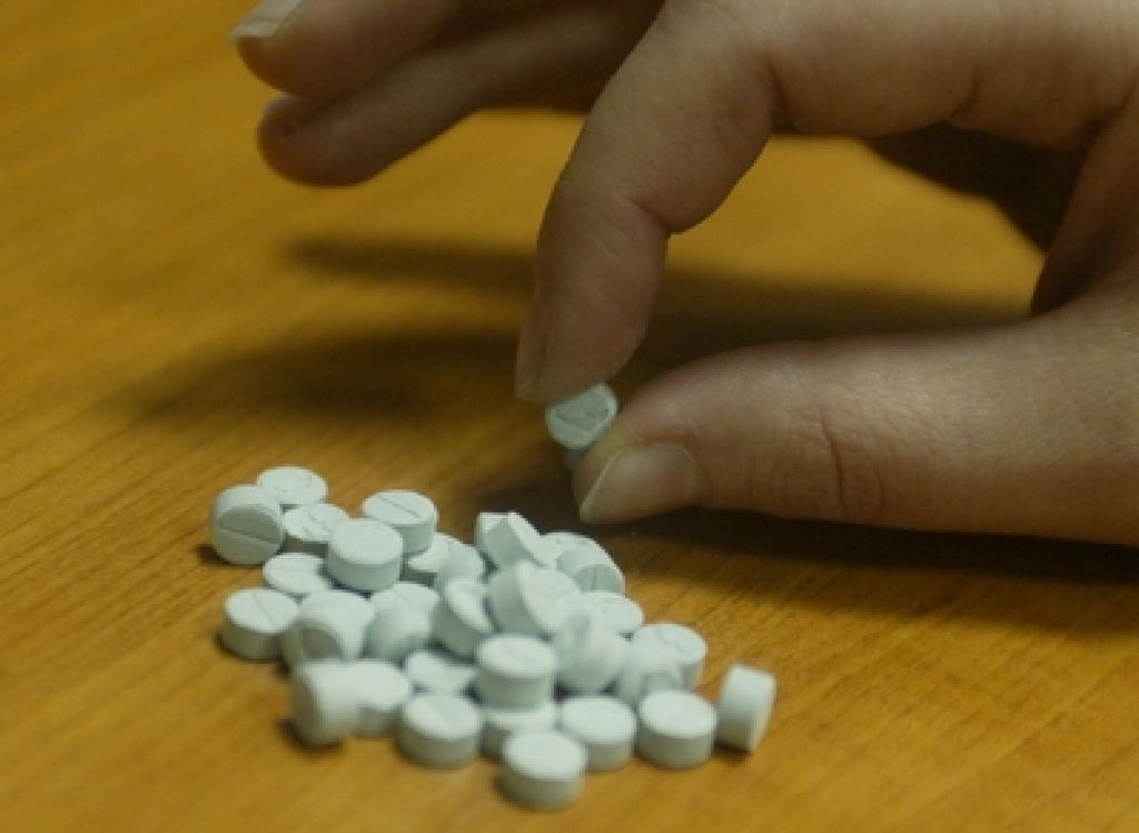 Policija opozarja na smrtno nevarno prepovedano drogo GHB