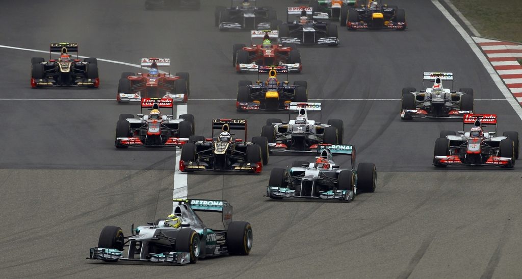 F1: Rosberg po več kot pol stoletja priboril Mercedesu zmago