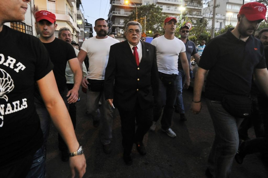 Grški volivci kaznovali politične elite