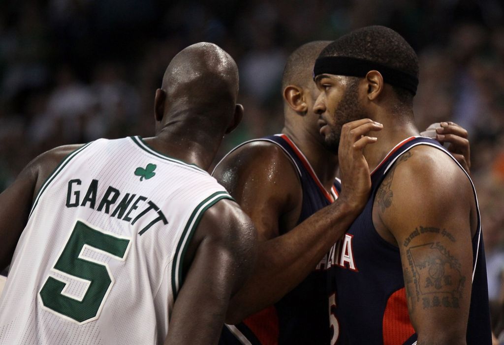 NBA: slavje v Philadelphii in razočaranje v Chicagu, »umazani« Garnett utišal kritike