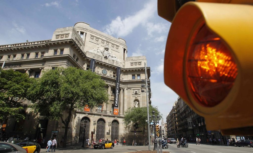 Španska mrzlica čedalje bolj trese območje evra