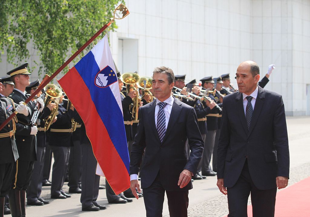 Rasmussen v Sloveniji - Janša zagotovil prispevek