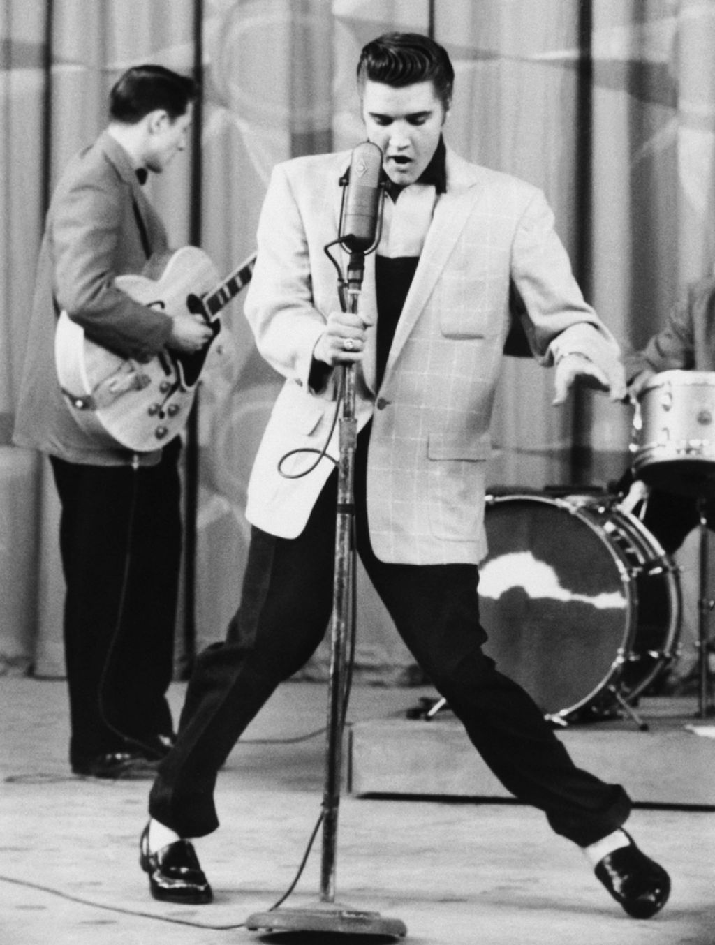 Glasba za dobro jutro, Elvis Presley, Suspicious mind