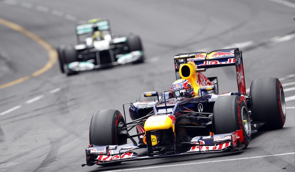 F1: Vettel najhitrejši, a moral nato na zagovor pred komisarje dirke