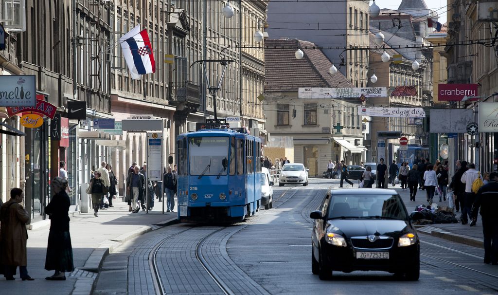 Hrvaška: drugo leto bo odpuščenih 20.000 zaposlenih v javnem sektorju