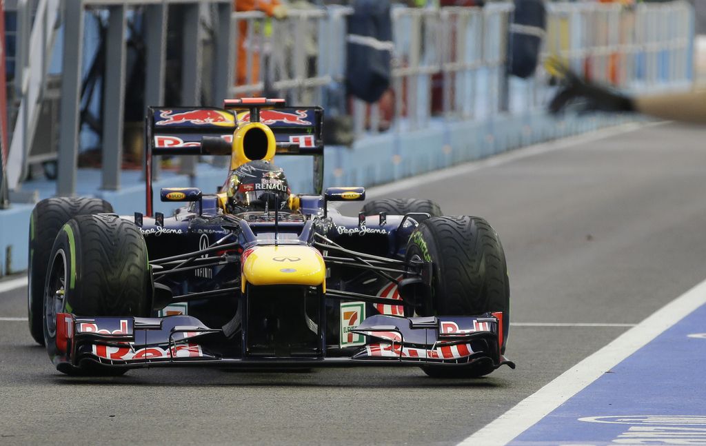F1: Vettel po zmagi v Suzuki le še štiri točke za Alonsom