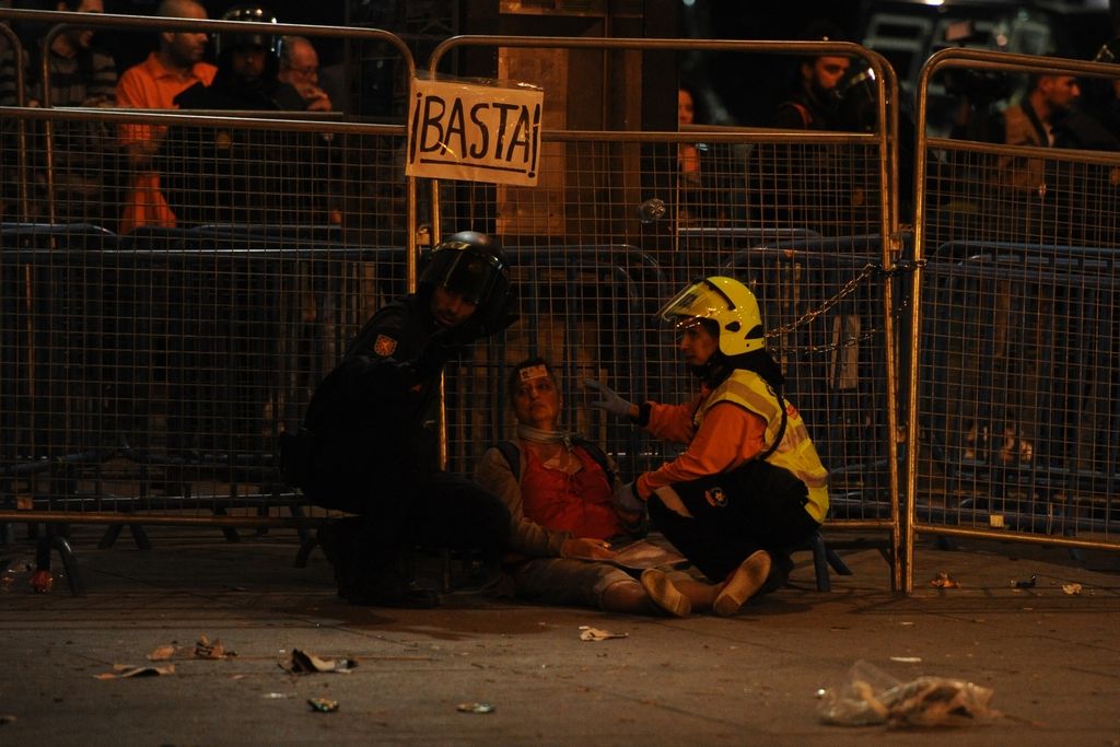 Med protesti v Madridu ranjenih več kot 60 ljudi 