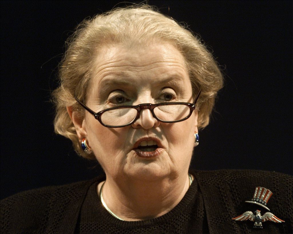 Madeleine Albright ima novo broško