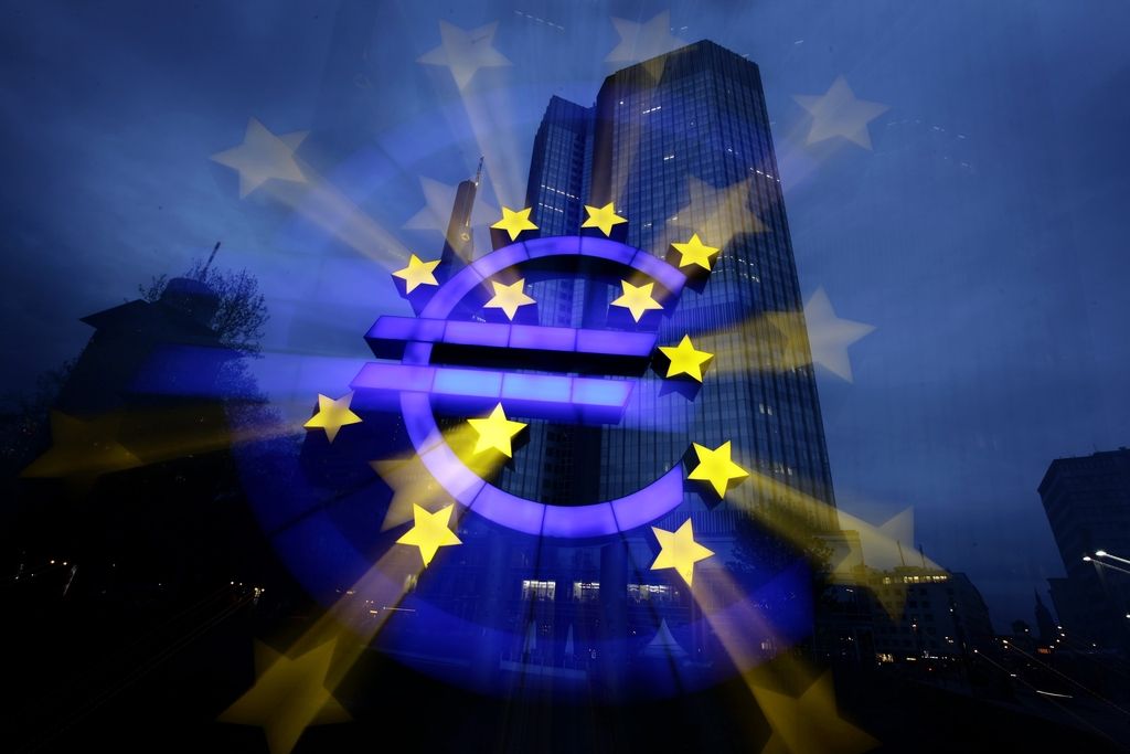 Nemški ekonomisti: območje evra še ni dokončno obračunalo z vzroki krize