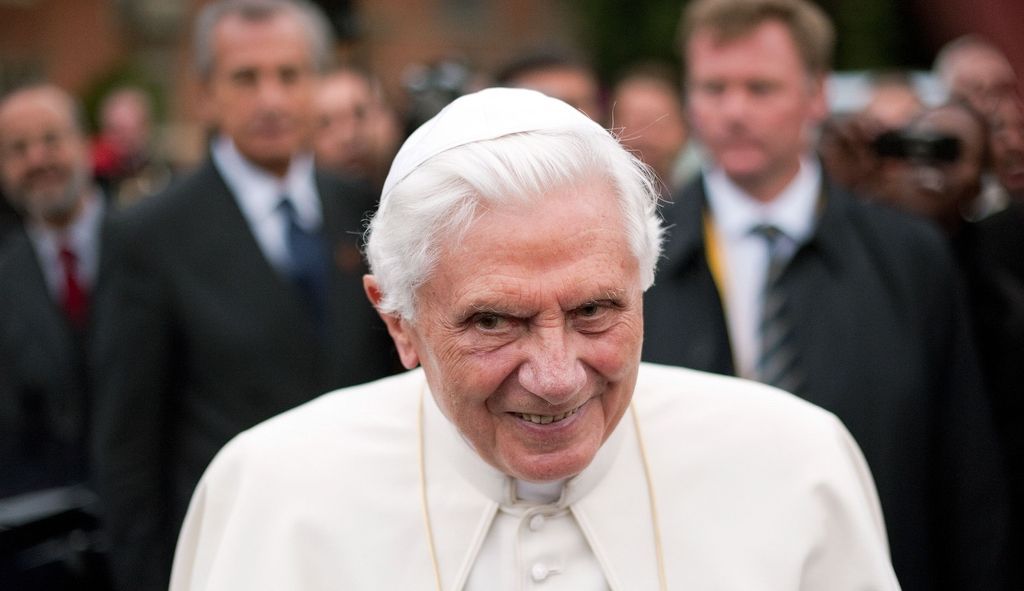 Benedikt XVI. bo odstopil konec februarja, novi papež do velike noči