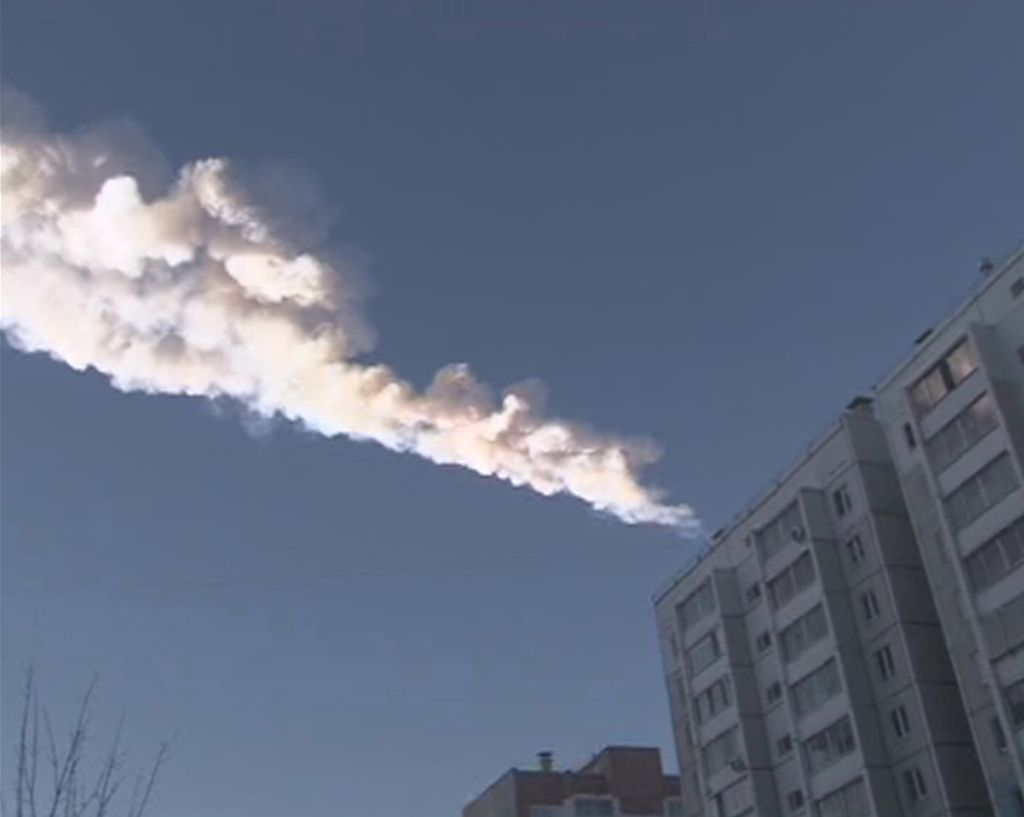 Rusija: Zaradi meteorita ranjenih okoli tisoč ljudi