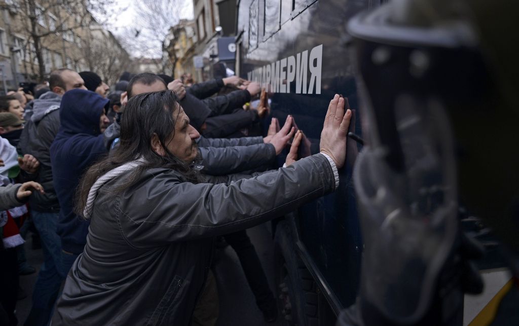 Bolgarski premier po protestih napovedal spremembe v vladi