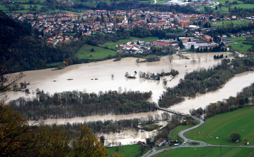 Skupinska tožba proti Verbundu zaradi lanskih poplav