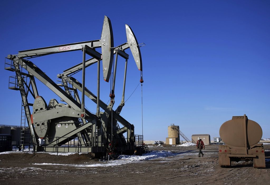 Izpad naftnih prihodkov nadomeščajo z izdajo islamskih obveznic