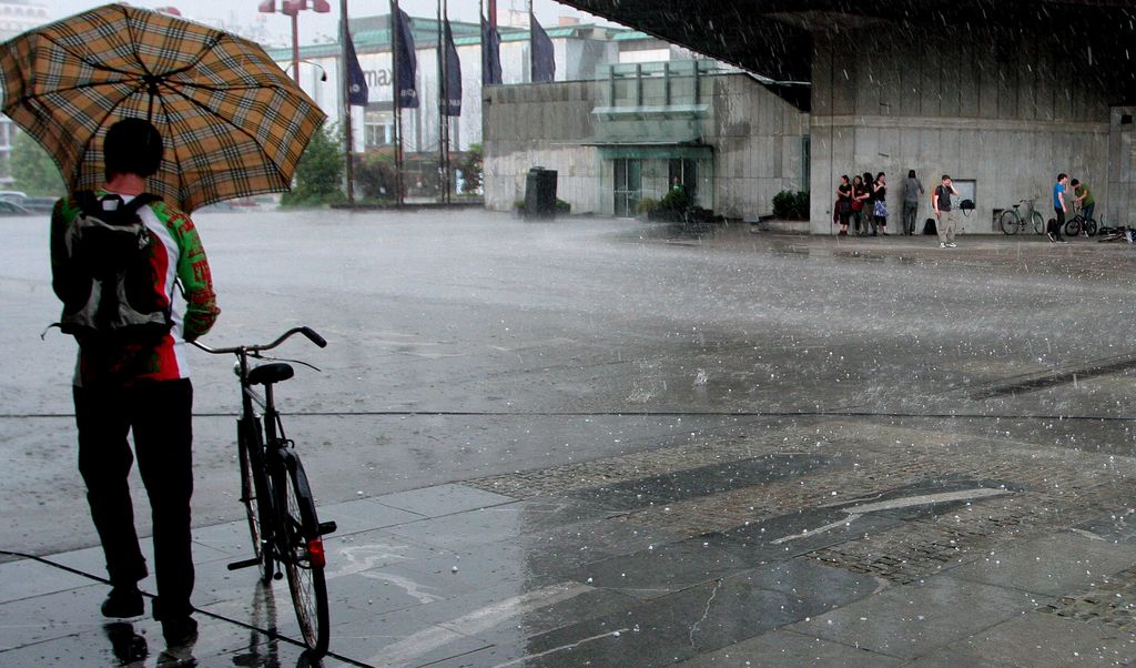 Padavine povzročajo težave na območju Ljubljane