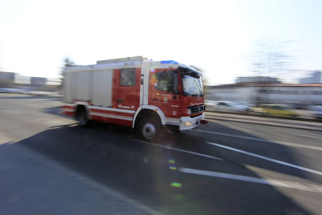 V eksploziji pri Sevnici umrla ena oseba