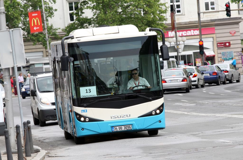V Mariboru uvajajo dinamične prikazovalnike prihoda avtobusov