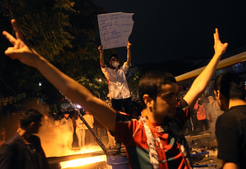 Turški premier: Protestniki se bodo na volitvah naučili lekcijo