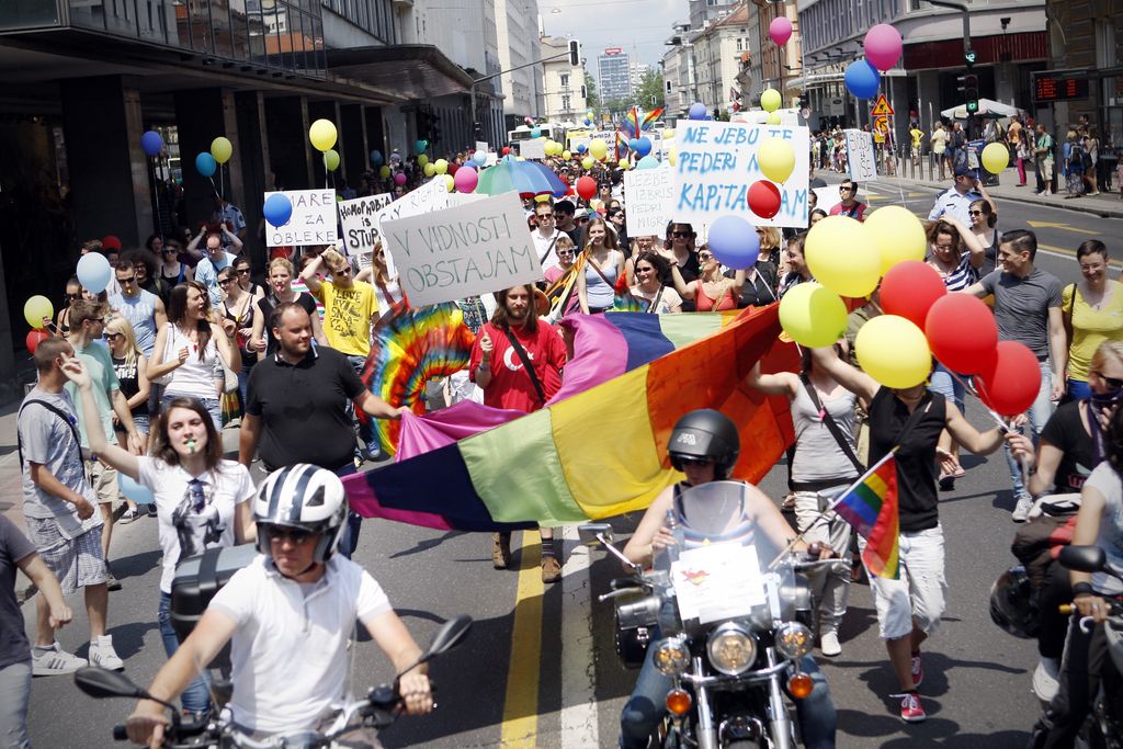 Parada ponosa: politični dogodek ali praznik enakopravnih?
