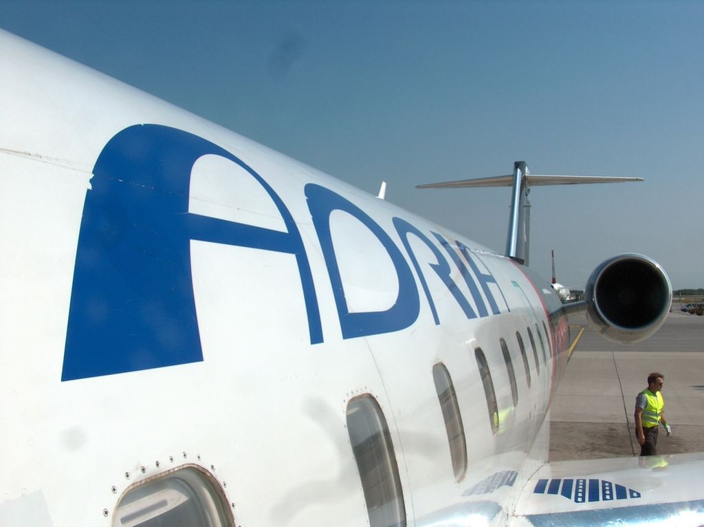 Adria Airways za nakup premoženja prejela tri ponudbe