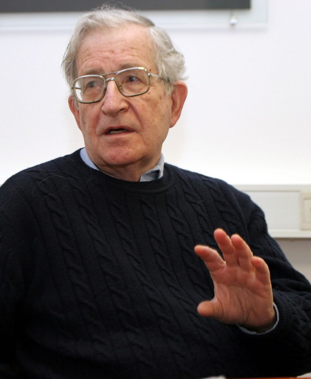 Chomsky polemizira z Žižkom