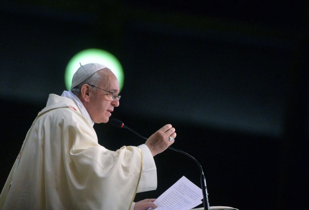 Papež žandarjem v Vatikanu zaupal tudi boj proti opravljanju