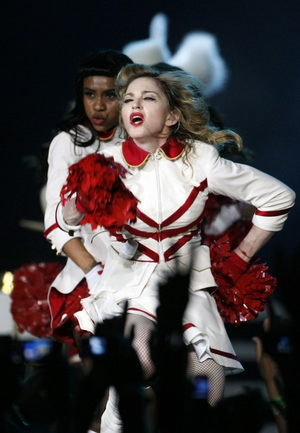 Madonna je razkrila, da so jo v mladosti posilili
