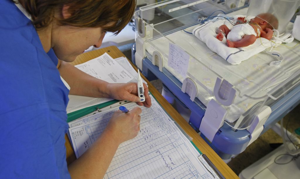 Vpis v matični register rojstev že v ljubljanski porodnišnici