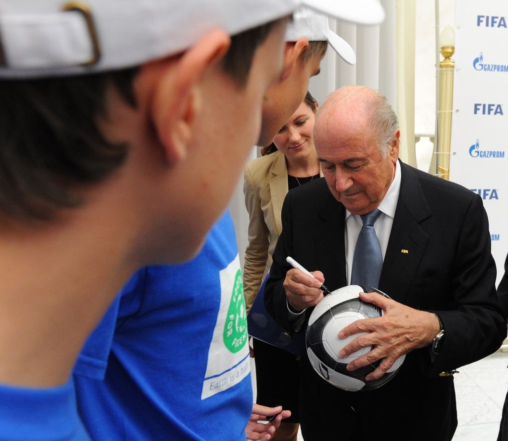 Blatter: Politika je vplivala na izbiro Katarja