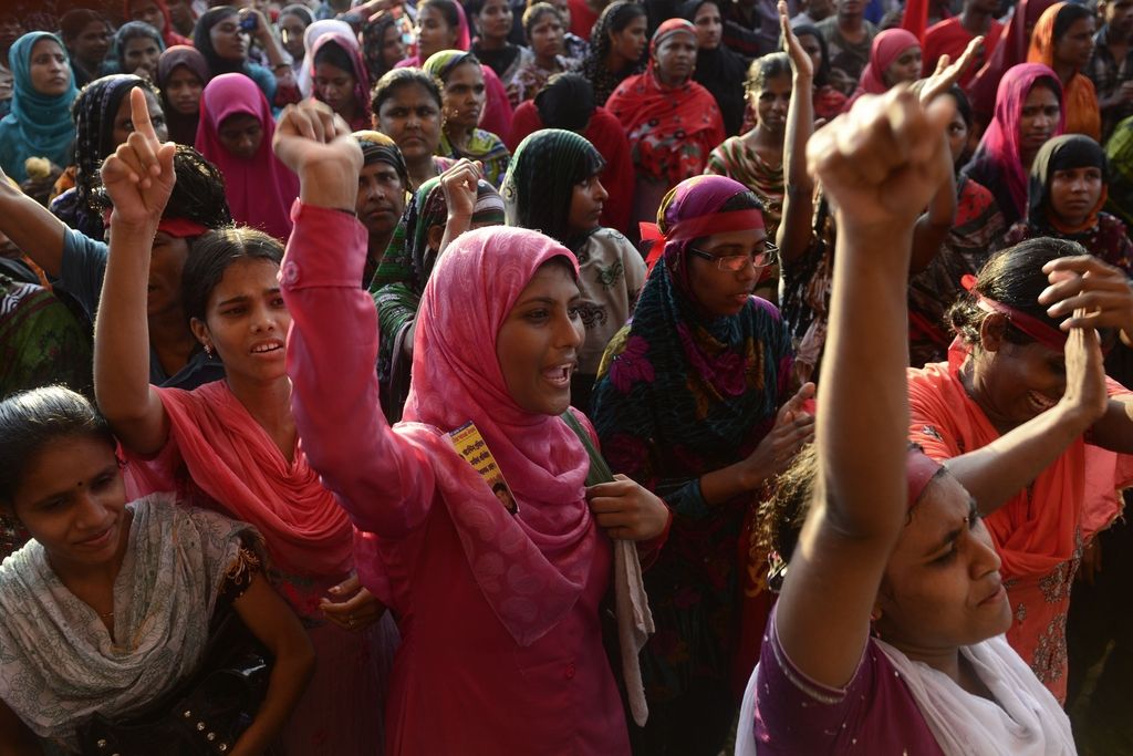Bangladeški tekstilni delavci zahtevajo pravično plačilo