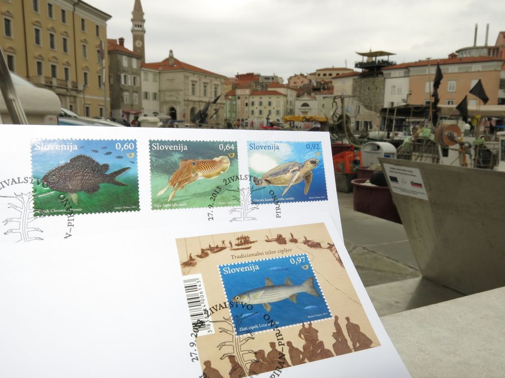Pošta Slovenije izdala prve slane znamke na svetu