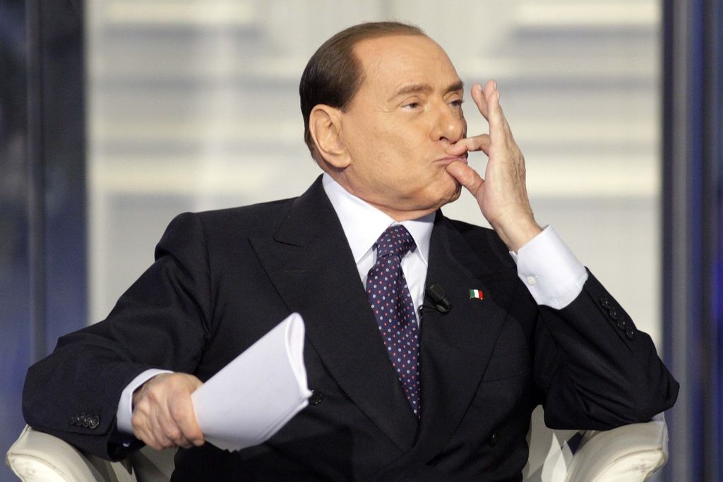 Berlusconi ukazal vladno krizo