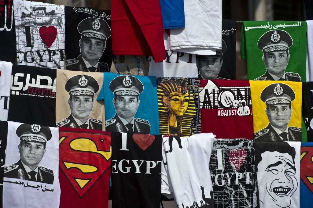 V Egiptu protesti, nasilje in smrtne žrtve