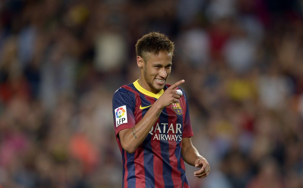 Neymar tarča kritik zaradi simuliranja