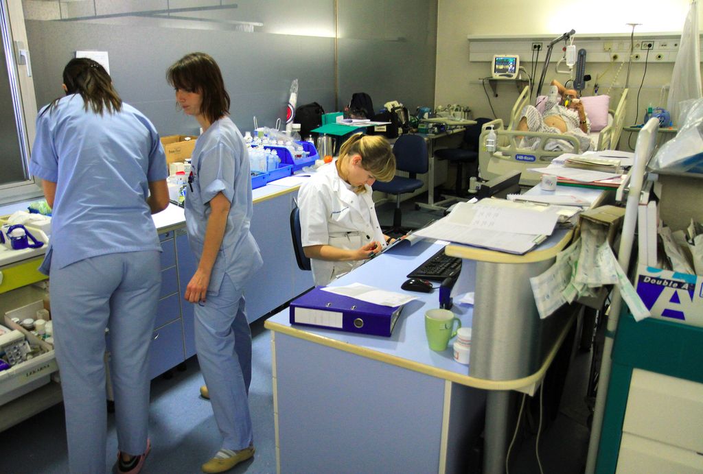 Področij dela za medicinske sestre čedalje več, usposobljenih kadrov pa tudi