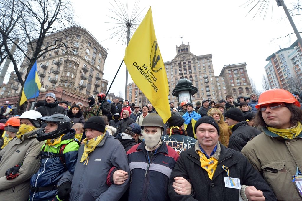 Na ulicah Kijeva se je zbralo 200.000 protivladnih protestnikov