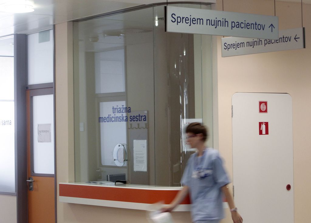 ZZZS plača nevrologom za zdravljenje bolnika le 20 evrov