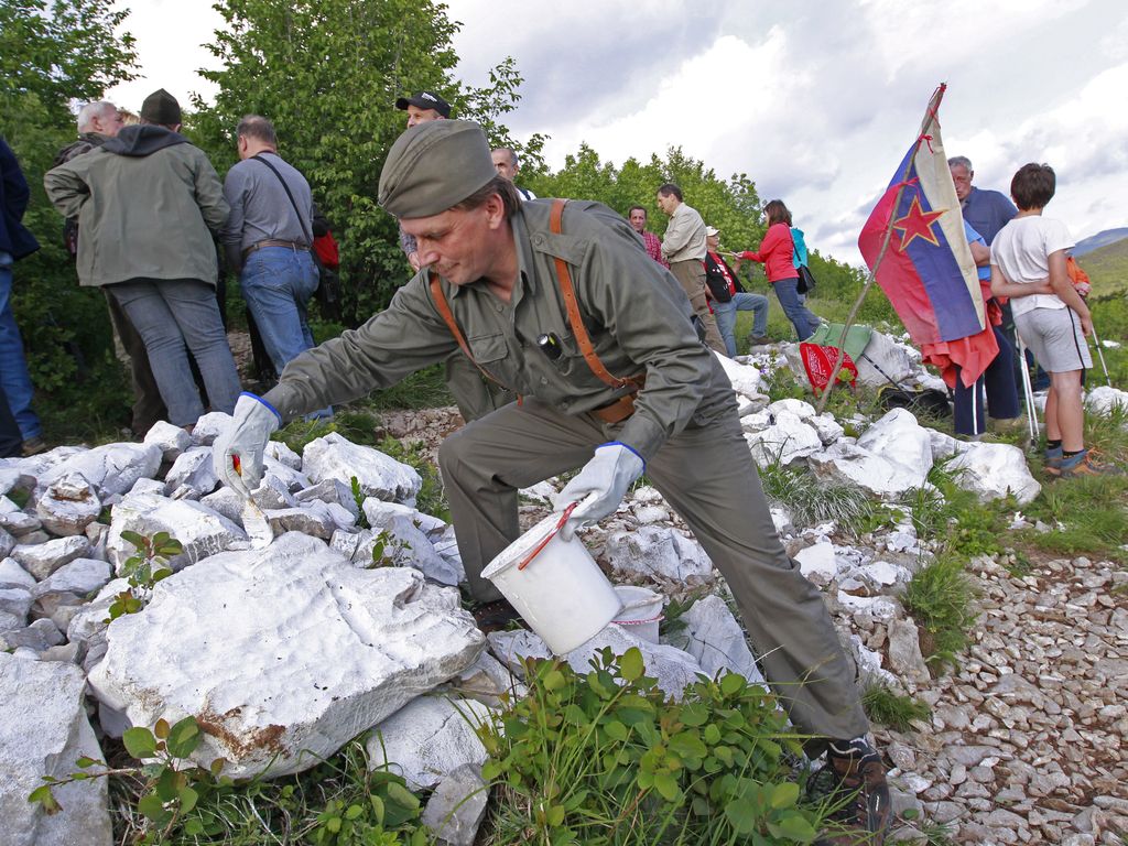 »Spoštujem Jezusa na križu, a Tita ne bom nikoli pozabil«