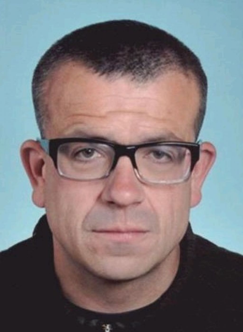 Na petelina pritisnil zaradi neuslišane ljubezni?