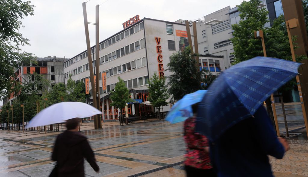 Večer prodan podjetju Dober Večer za dober milijon evrov