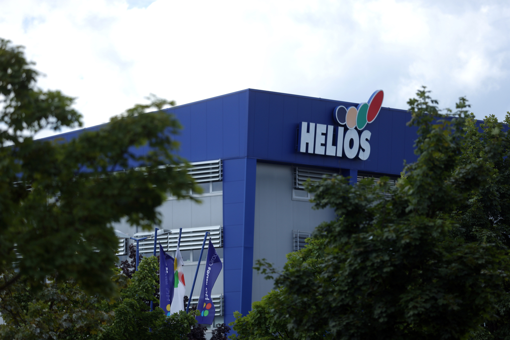 Helios: Slavinec dobil razrešnico, mali delničarji iztisnjeni