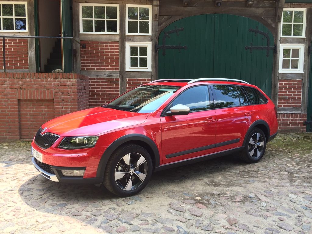 &Scaron;kodin tabornik z vsekolesnim pogonom