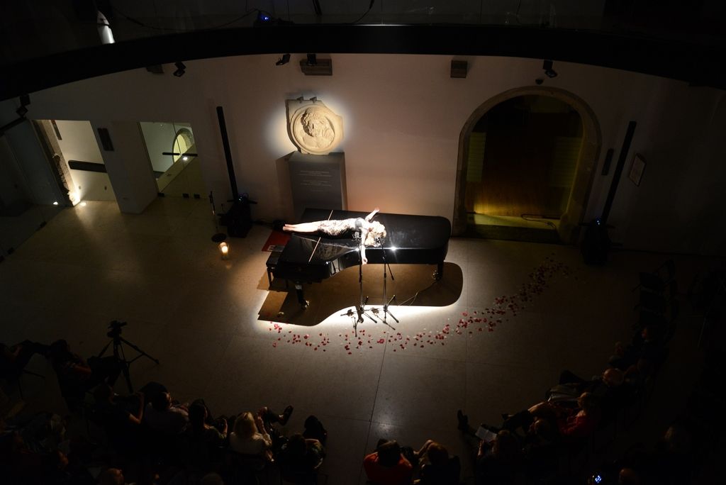 Improvizatorska glasbena nirvana Tine Mauko