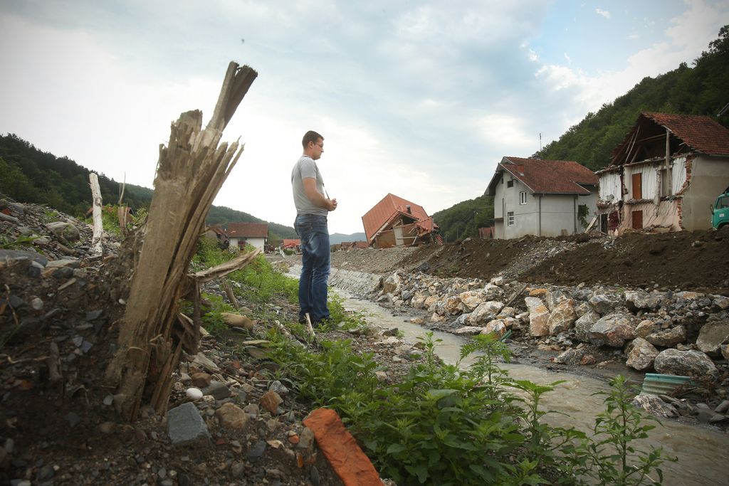 Srbija po poplavah: »Voda je moja sovražnica, na smrt se je bojim«