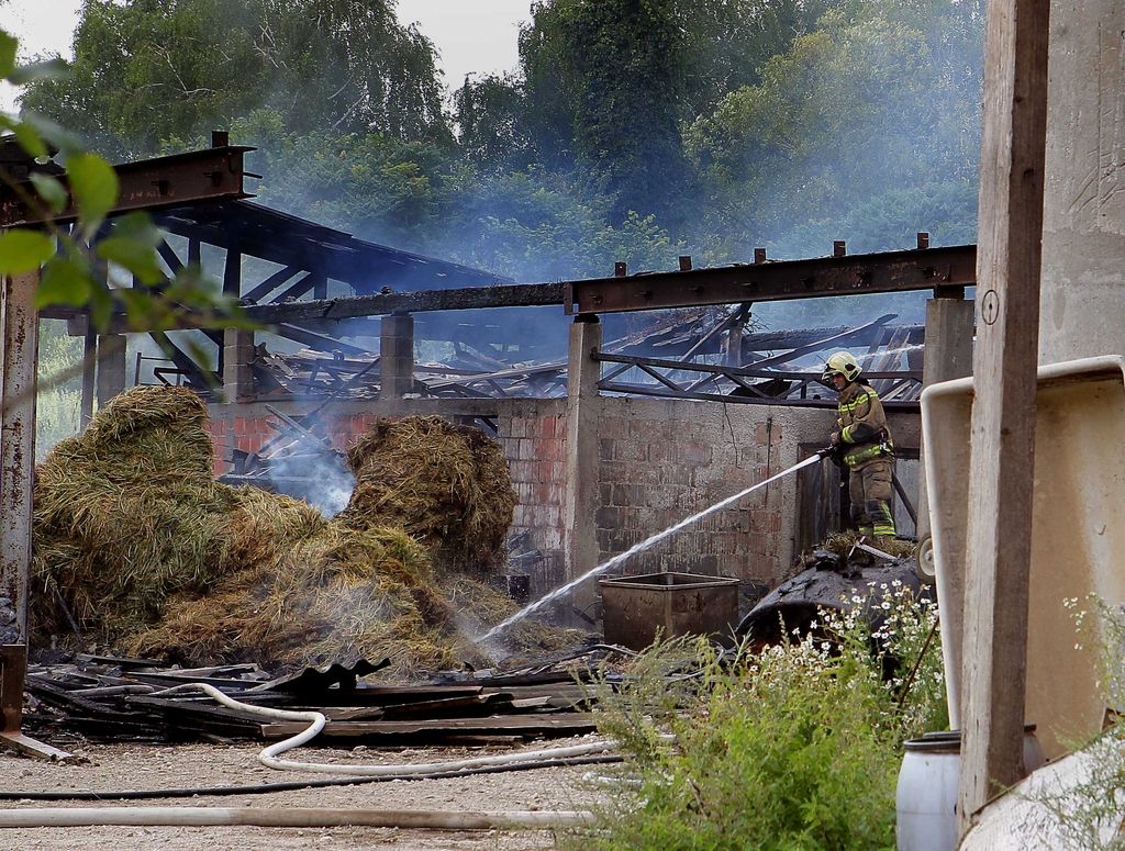 Zgorelo gospodarsko poslopje